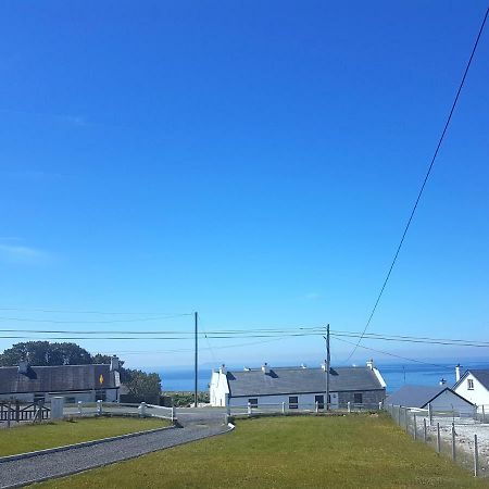 Wild Atlantic Way Cottage Dooagh Esterno foto