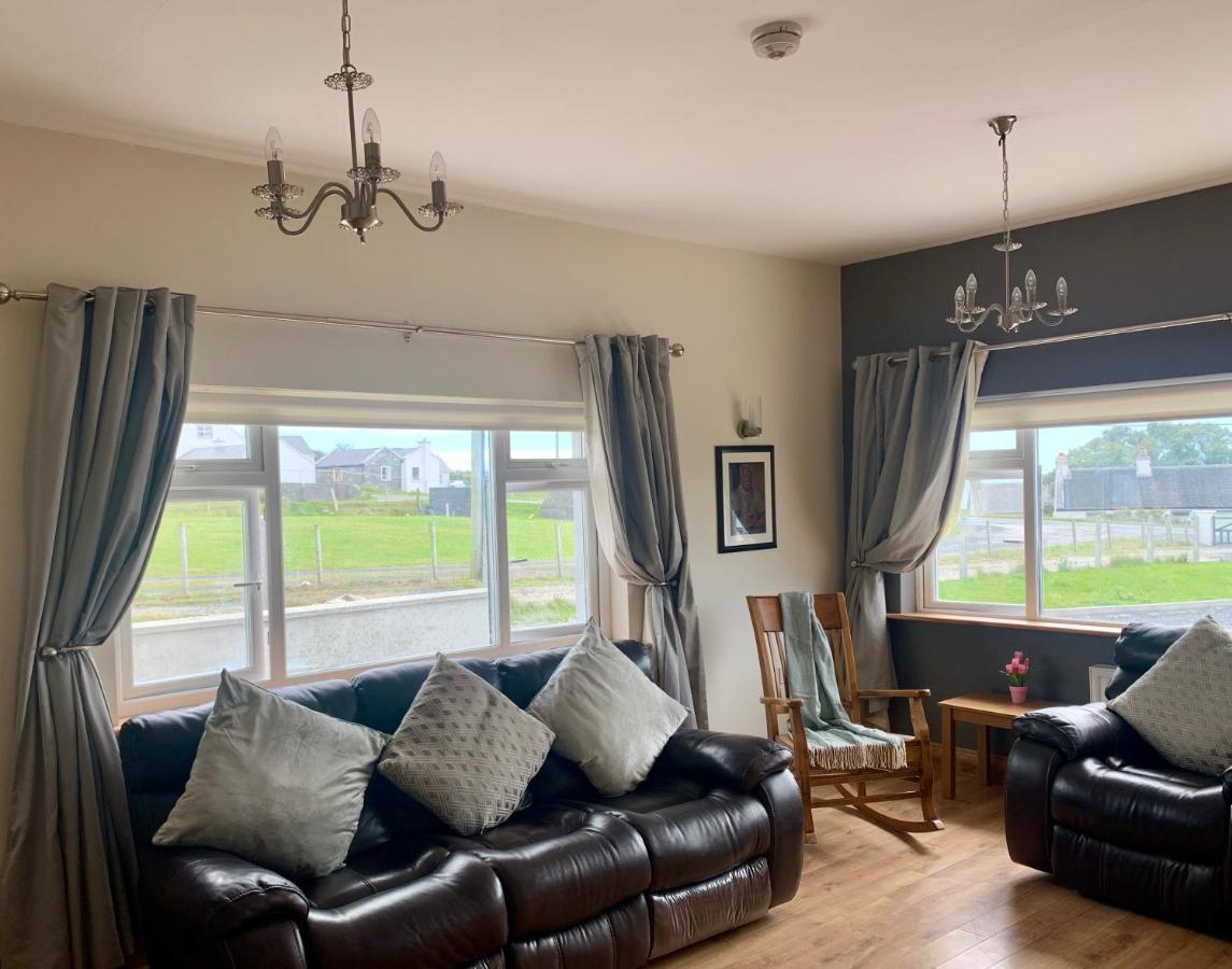 Wild Atlantic Way Cottage Dooagh Esterno foto